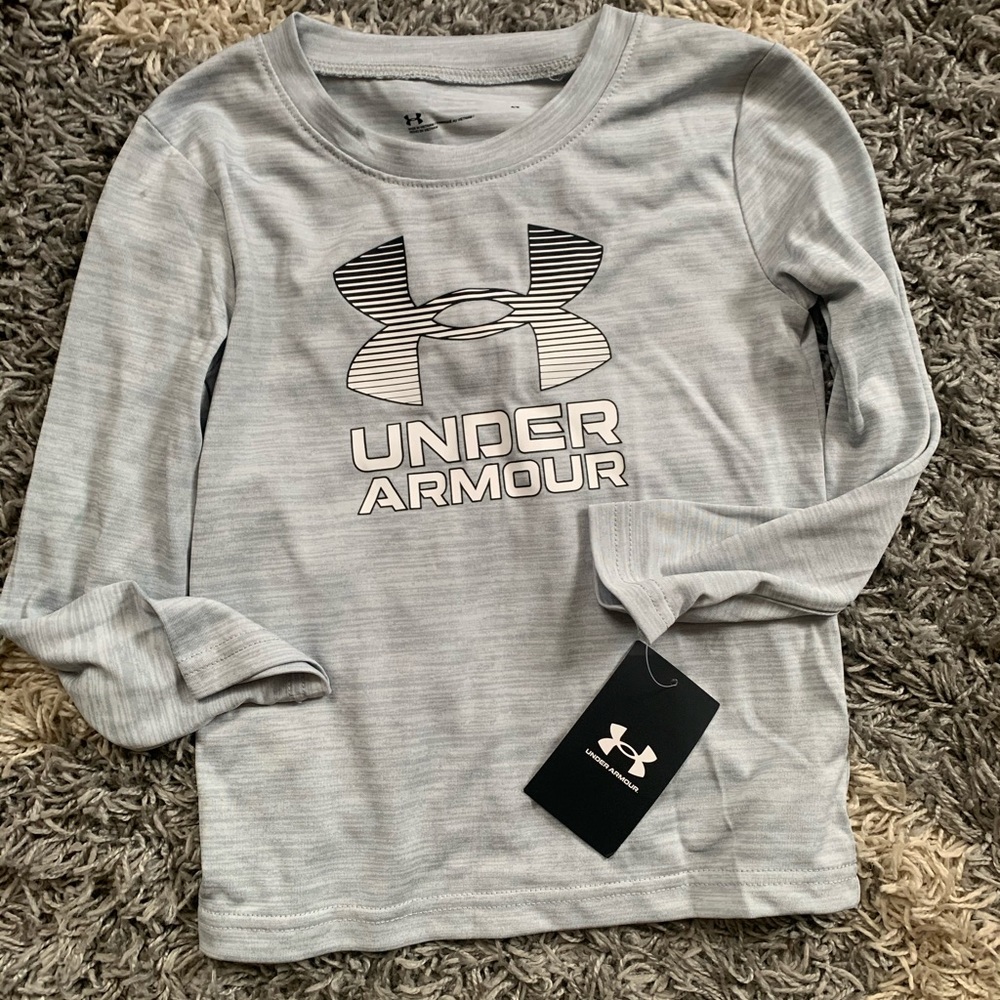 Toddler Under Armour long sleeve shirt size 4T